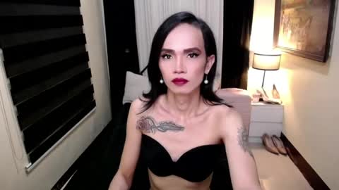 Anne Fox online show from 04.21.26
