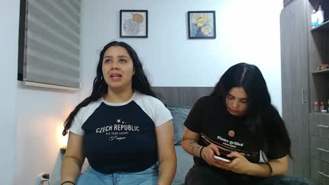Snapshot of jazmin_dharius chatting on 04.11.26 Jazmin and Scarlett online show from 04.11.26