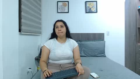 Snapshot of jazmin_dharius chatting on 04.13.26 Jazmin and Scarlett online show from 04.13.26