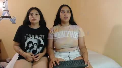 Jazmin and Scarlett online show from 07.18.26