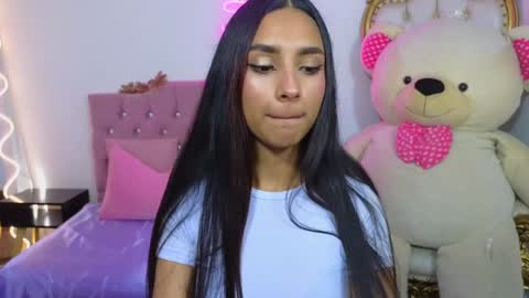 Jazmin  online show from 01.25.25