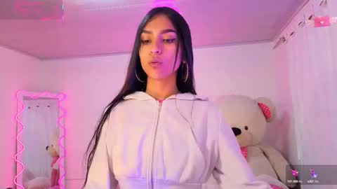 Jazmin  online show from 09.15.25