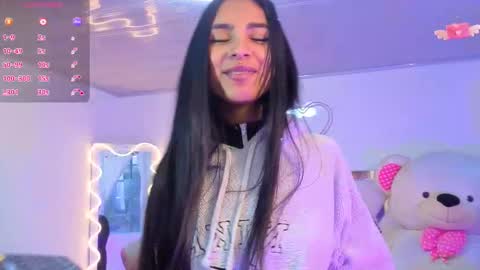 Jazmin  online show from 09.22.25