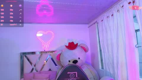 Jazmin  online show from 09.28.25