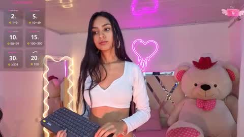 Jazmin  online show from 10.12.25