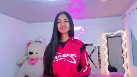 Jazmin  online show from 11.30.25