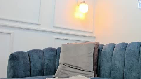 Jasmine  online show from 02.17.25