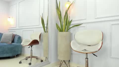 Jasmine  online show from 02.26.25