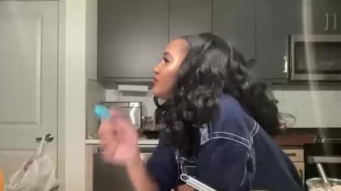 Snapshot of jazminetea chatting on 10.13.25 jazminetea online show from 10.13.25