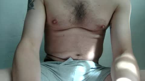 Snapshot of jb8311 chatting on 10.05.25 jb8311 online show from 10.05.25