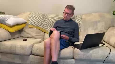 Snapshot of jcar57 chatting on 10.26.25 Jon online show from 10.26.25