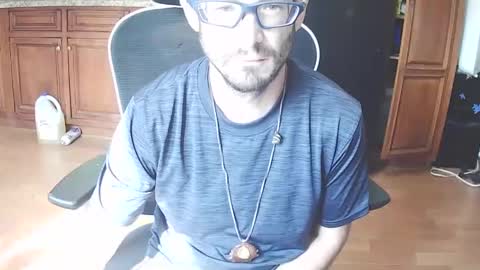 Snapshot of jd19852 chatting on 09.28.25 jd19852 online show from 09.28.25