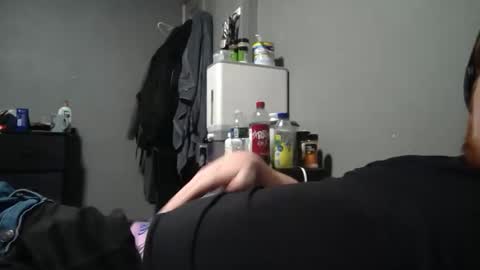 Snapshot of jd202009 chatting on 10.27.25 Red Head Romeo online show from 10.27.25