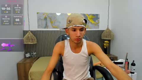 Snapshot of jdwhite18 chatting on 06.22.26 jdwhite18 online show from 06.22.26