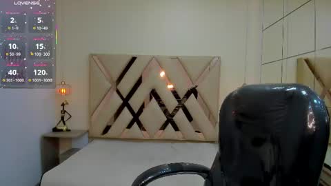 jdwhite18 online show from 07.09.26