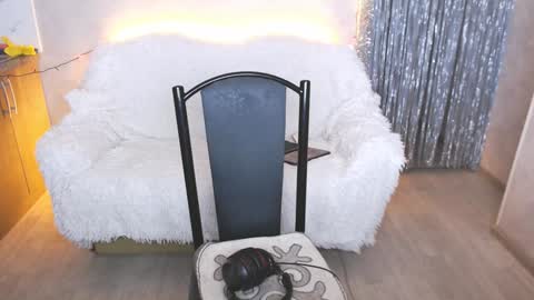 Angel online show from 01.02.25