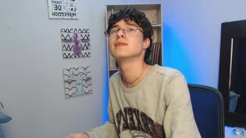 Snapshot of jeam_hot chatting on 01.08.25 jeam_hot online show from 01.08.25