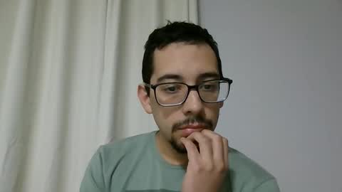 Snapshot of jean_hard_ chatting on 10.27.25 jean_hard_ online show from 10.27.25