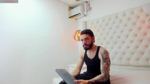 JEAN online show from 05.01.26