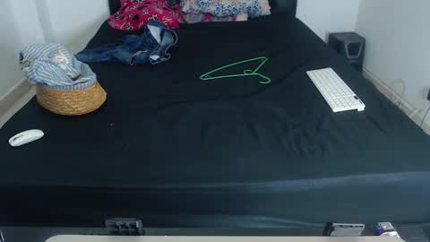 Jean Carlos online show from 12.17.25