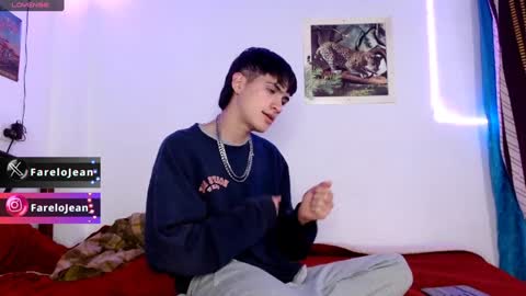 Snapshot of jeanfarelo chatting on 01.05.25 Jean online show from 01.05.25