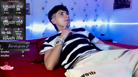 Snapshot of jeanfarelo chatting on 09.16.25 Jean online show from 09.16.25