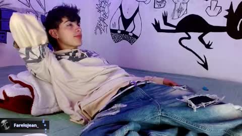 Snapshot of jeanfarelo chatting on 10.18.25 Jean online show from 10.18.25