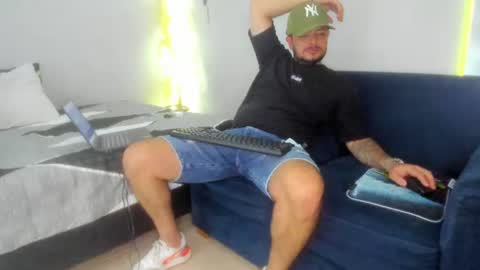 Jean alex  online show from 06.30.26