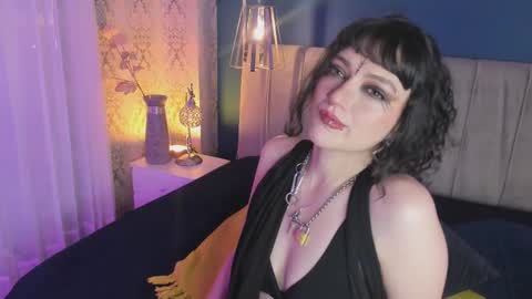 Jean online show from 10.10.25