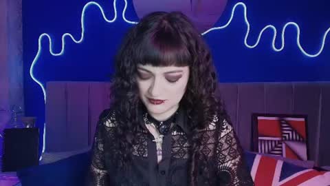 Snapshot of jeannesabatier chatting on 07.08.26 Jean online show from 07.08.26