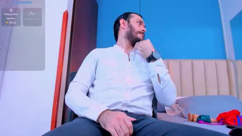 Snapshot of jeanpiere02 chatting on 10.15.25 Jeanpiere online show from 10.15.25