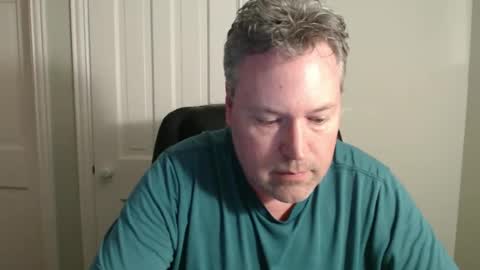 Snapshot of jeb5150 chatting on 12.17.24 JE online show from 12.17.24