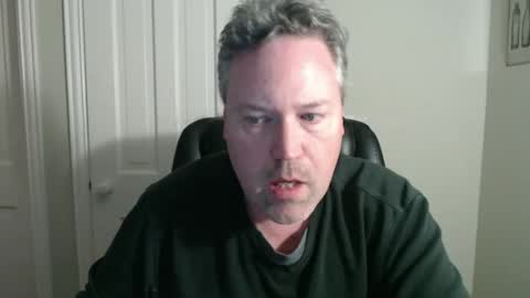 Snapshot of jeb5150 chatting on 12.29.24 JE online show from 12.29.24