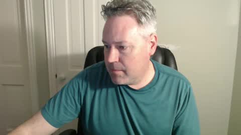 Snapshot of jeb5150 chatting on 02.10.25 JE online show from 02.10.25