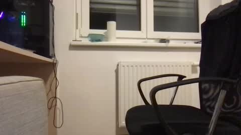 Snapshot of jebatcutevristatces12 chatting on 11.19.25 hepilauda online show from 11.19.25