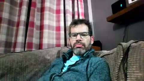 Snapshot of jediknight2 chatting on 01.11.26 Matt online show from 01.11.26