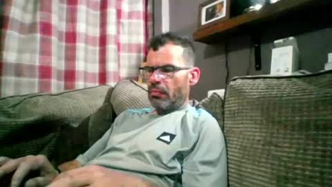 Snapshot of jediknight2 chatting on 06.26.26 Matt online show from 06.26.26