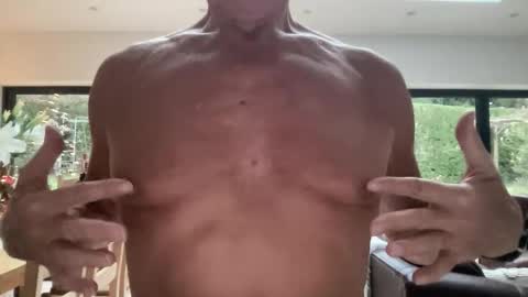 Snapshot of jeeves200 chatting on 11.29.25 Sensual Jeeves online show from 11.29.25