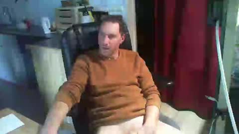 Snapshot of jef74700 chatting on 12.11.24 Jrme online show from 12.11.24