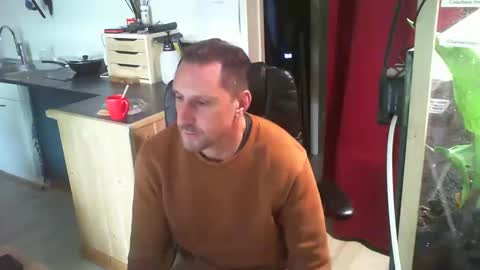 Snapshot of jef74700 chatting on 12.30.24 Jrme online show from 12.30.24