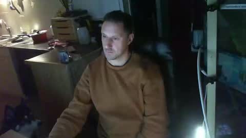 Snapshot of jef74700 chatting on 01.01.25 Jrme online show from 01.01.25