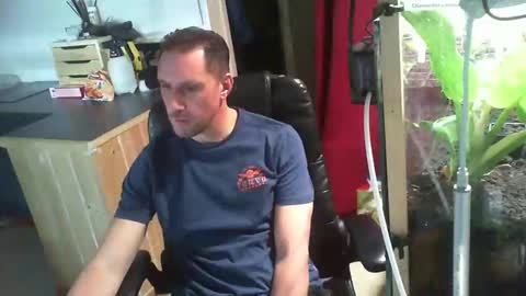 Snapshot of jef74700 chatting on 01.04.25 Jrme online show from 01.04.25