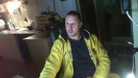 Snapshot of jef74700 chatting on 02.05.25 Jrme online show from 02.05.25