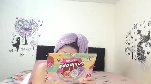 Snapshot of jeff_and_jade chatting on 09.18.25 jeff and jade online show from 09.18.25