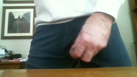 Snapshot of jeffbte315 chatting on 02.14.25 jeffbate online show from 02.14.25