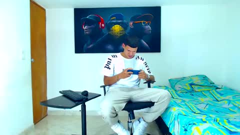 Snapshot of jeffer21_hot chatting on 01.18.25 jeffer21_hot online show from 01.18.25