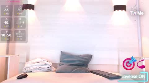 Snapshot of jeic_18 chatting on 09.25.25 jeic 18 online show from 09.25.25