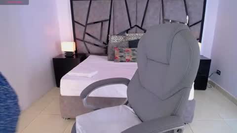 Snapshot of jeinnovemontenegr0 chatting on 05.22.26 jeinnovemontenegr0 online show from 05.22.26
