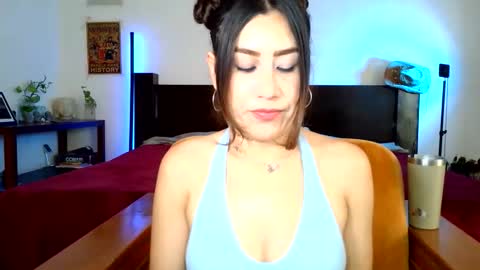 Snapshot of jeinsssgreys chatting on 01.11.26 Greys online show from 01.11.26