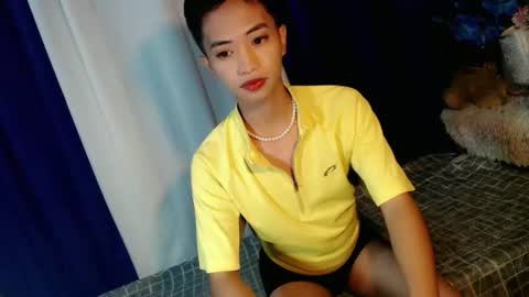 JELicious online show from 10.20.25